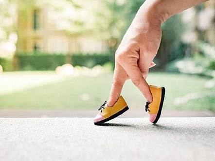 Đi bộ là phương pháp tập luyện tốt cho người bị giãn tĩnh mạch chân
