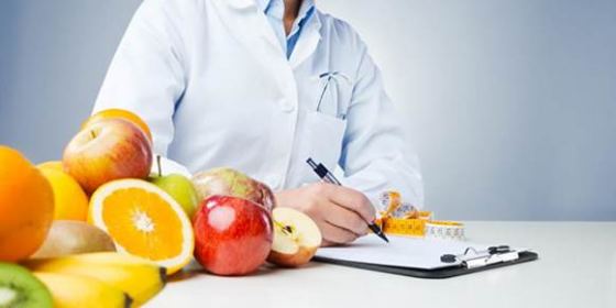 Chế độ ăn cho người suy giãn tĩnh mạch chân