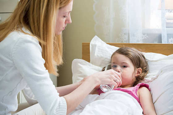Bổ sung đủ nước và điện giải cho trẻ khi bị tiêu chảy là việc làm rất quan trọng