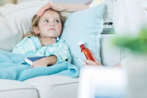 Cách chăm sóc trẻ viêm họng ho nhiều là gì?