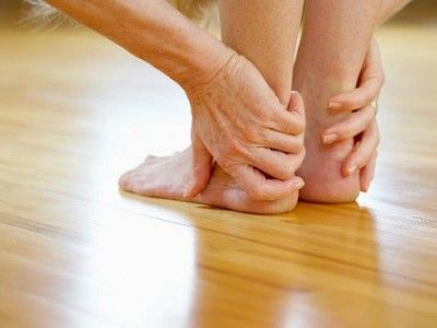 Hỏi: BoniVein giúp trị suy giãn tĩnh mạch mua ra sao?